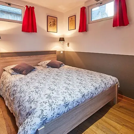 Petite Maison De France * Μπαγιέ