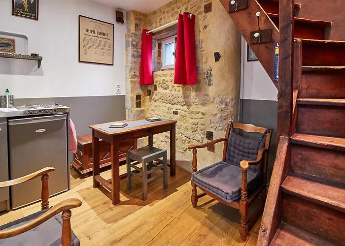 Petite Maison De France Holiday home *